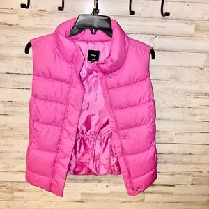 Gap pink puffy vest size M